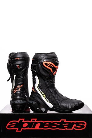 Alpinetars Supertech R versenycsizma