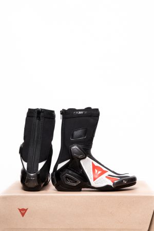 Dainese Axial 2 versenycsizma