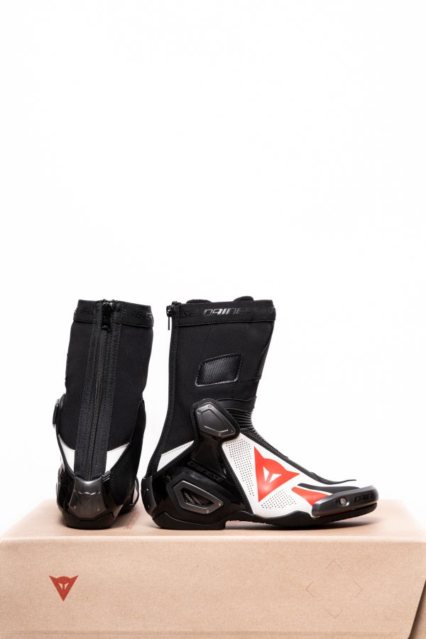 Dainese Axial 2 versenycsizma