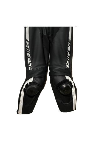 Dainese Avro 4 bőrruha
