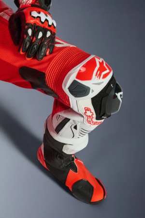 Alpinestars GP Tech V5 egyrészes bőrruha